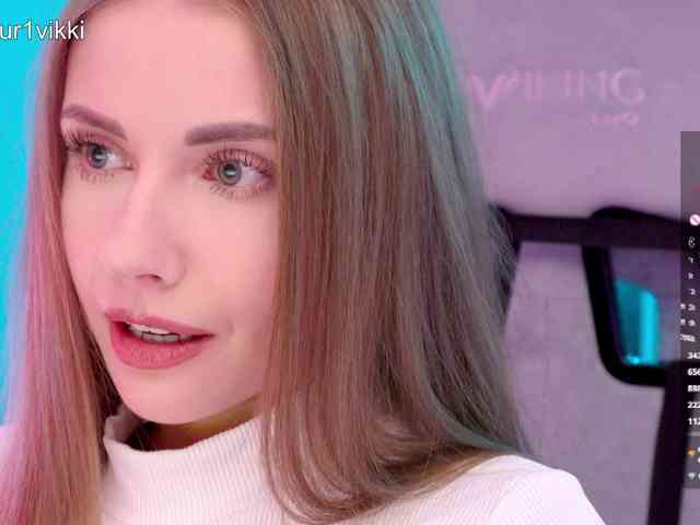 VikkiExtraCheese webcam