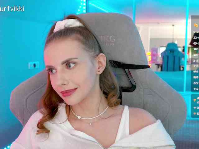 VikkiExtraCheese webcam