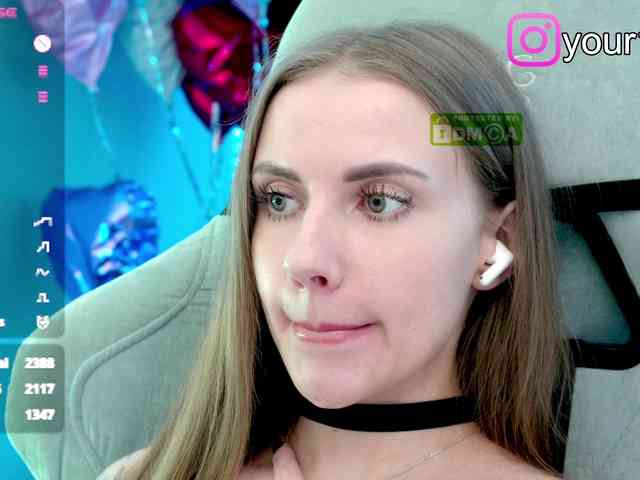 VikkiExtraCheese webcam