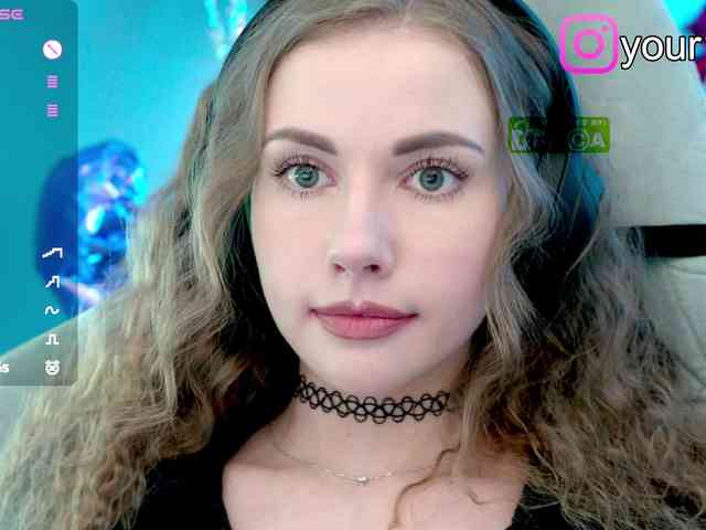 VikkiExtraCheese webcam