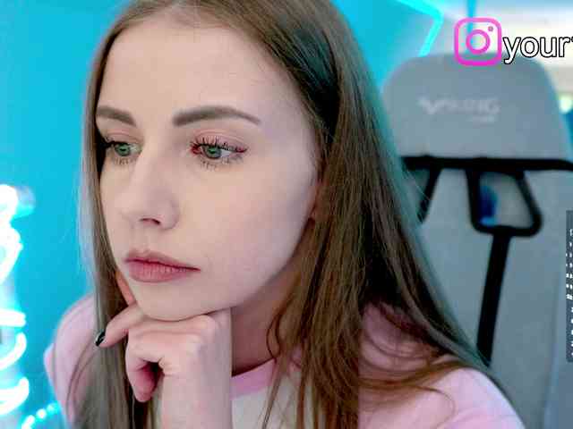 VikkiExtraCheese webcam