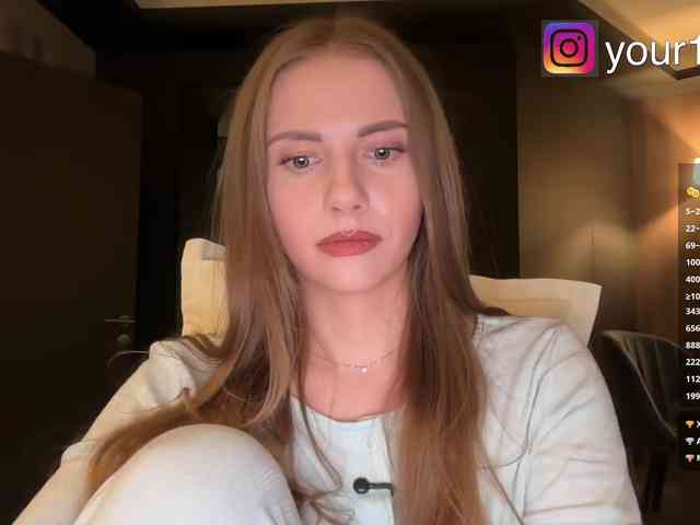 VikkiExtraCheese webcam