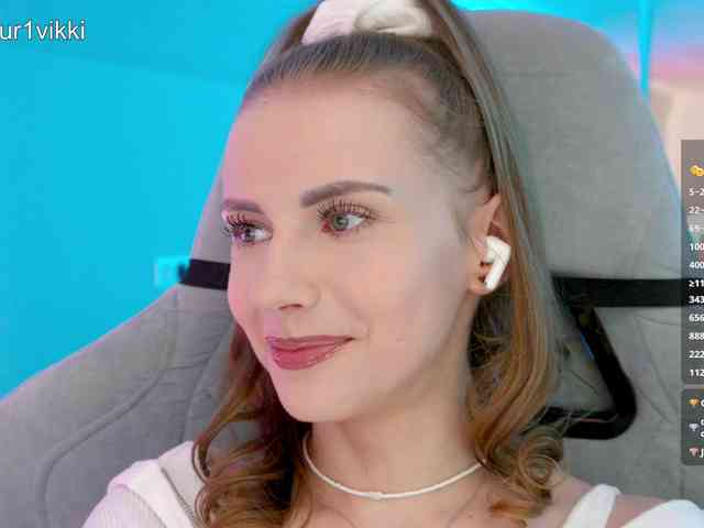 VikkiExtraCheese webcam