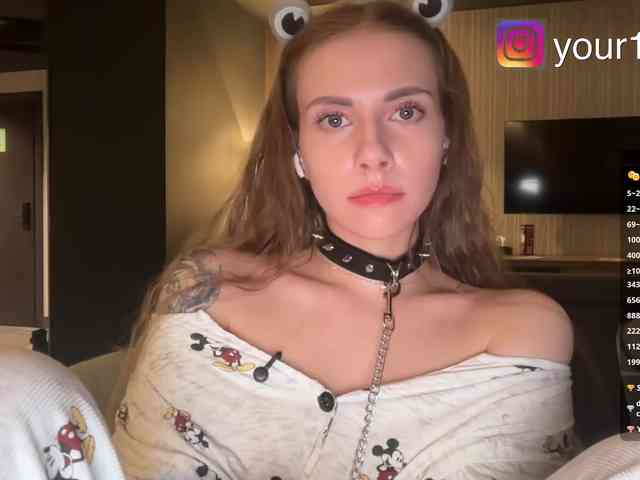 VikkiExtraCheese webcam