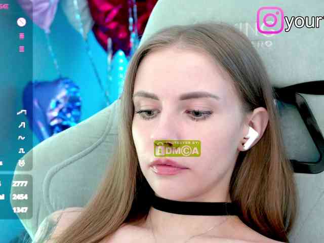 VikkiExtraCheese webcam