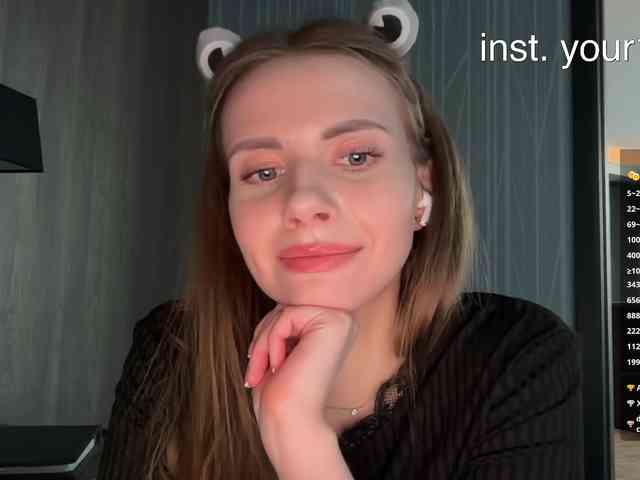 VikkiExtraCheese webcam