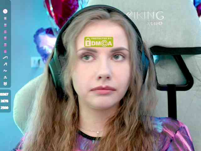 VikkiExtraCheese webcam