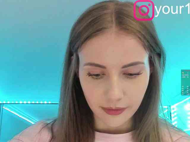 VikkiExtraCheese webcam