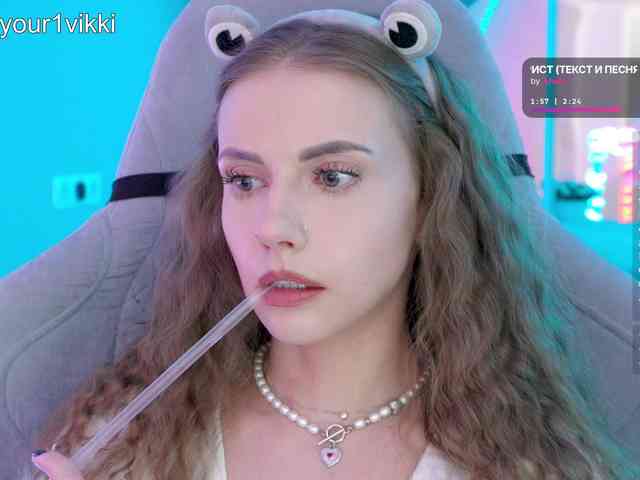 VikkiExtraCheese webcam