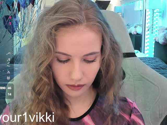 VikkiExtraCheese webcam
