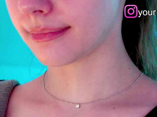 VikkiExtraCheese webcam