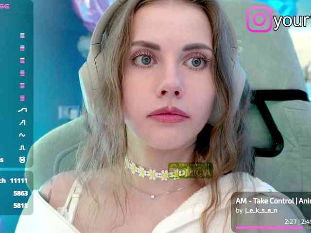 free videochat -VikkiL0vesCheese-