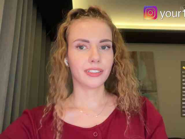 VikkiExtraCheese webcam