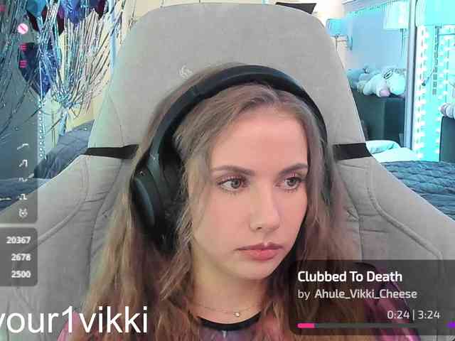 VikkiExtraCheese webcam