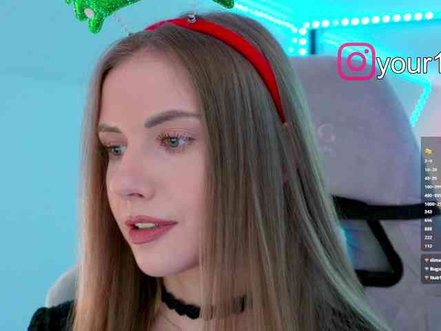 VikkiExtraCheese webcam