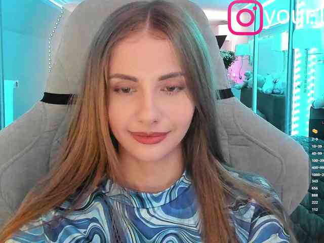 VikkiExtraCheese webcam