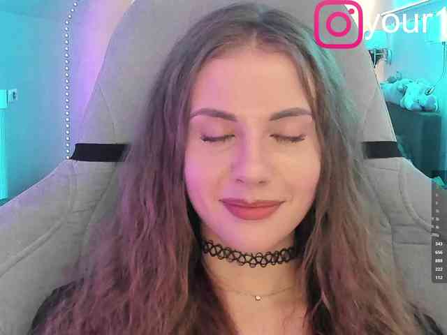 VikkiExtraCheese webcam