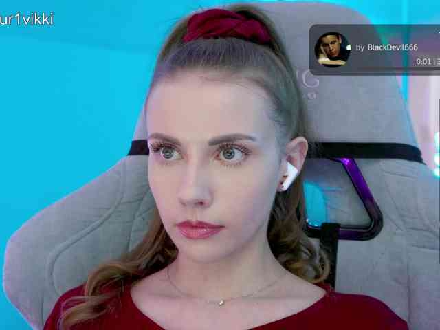 VikkiExtraCheese webcam