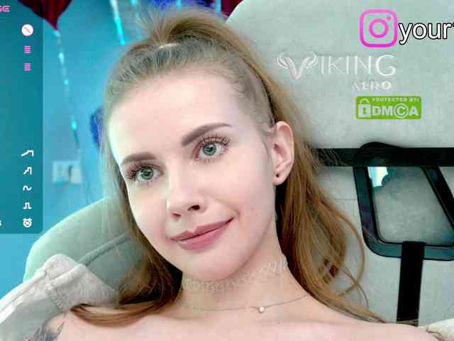 VikkiExtraCheese