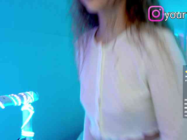 VikkiExtraCheese webcam