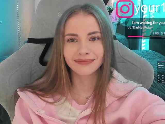 VikkiExtraCheese webcam