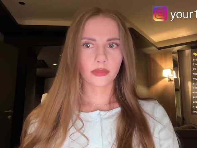 VikkiExtraCheese webcam