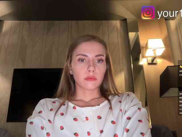 VikkiExtraCheese webcam