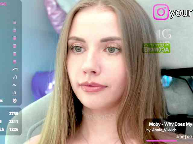 VikkiExtraCheese webcam