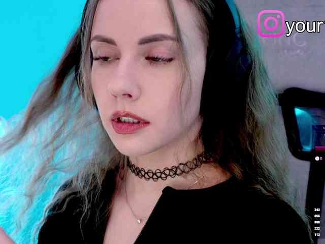 VikkiExtraCheese webcam