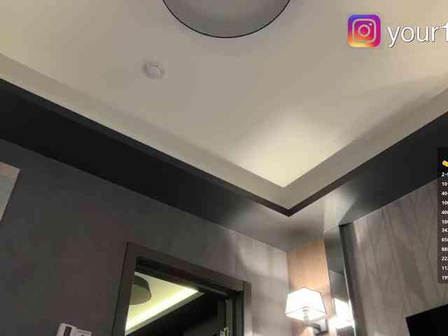 VikkiExtraCheese webcam