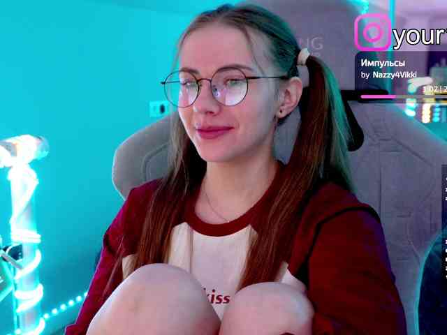 VikkiExtraCheese webcam
