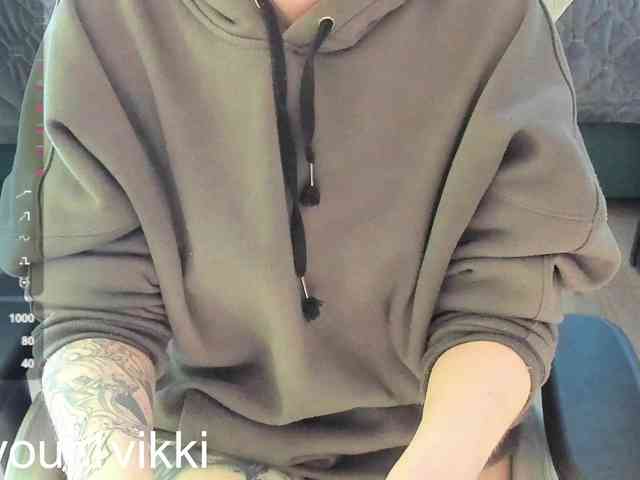 VikkiExtraCheese webcam
