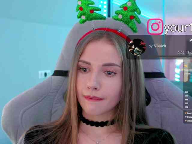 VikkiExtraCheese webcam