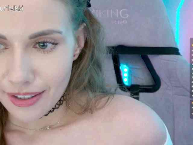 VikkiExtraCheese webcam