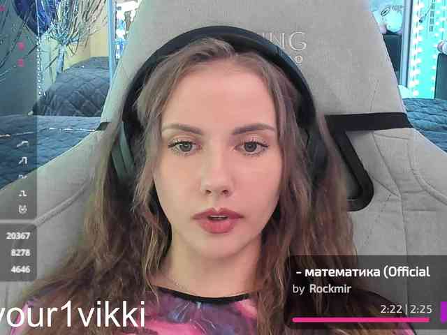 VikkiExtraCheese webcam