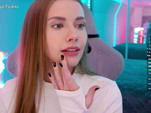 VikkiExtraCheese webcam