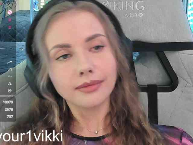 VikkiExtraCheese webcam