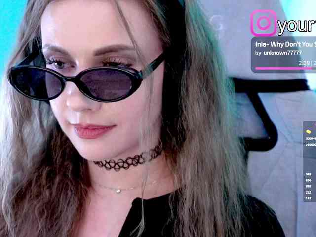 VikkiExtraCheese webcam