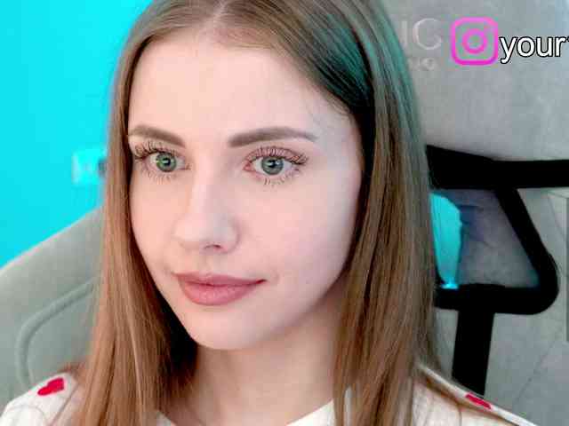 VikkiExtraCheese webcam