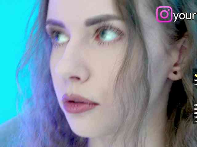 VikkiExtraCheese webcam