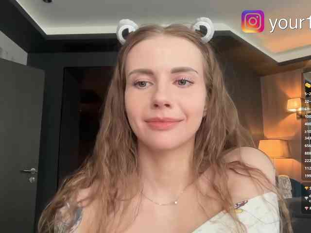 VikkiExtraCheese webcam