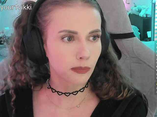 VikkiExtraCheese webcam