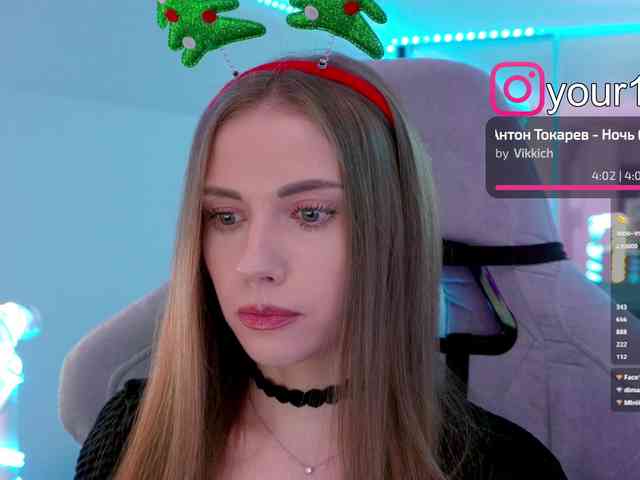 VikkiExtraCheese webcam