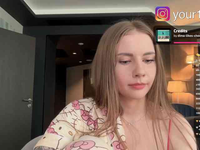 VikkiExtraCheese webcam