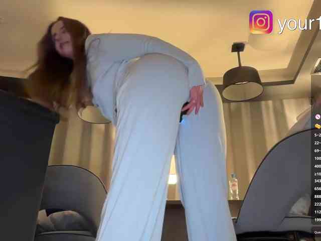 VikkiExtraCheese webcam