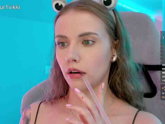 VikkiExtraCheese webcam