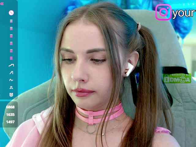 VikkiExtraCheese webcam