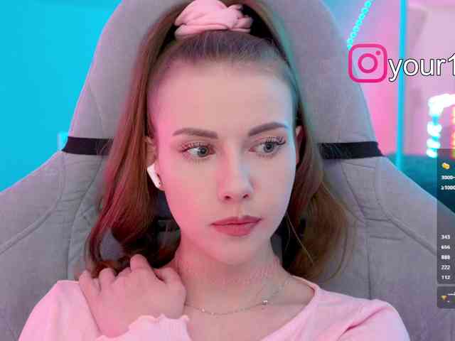 VikkiExtraCheese webcam