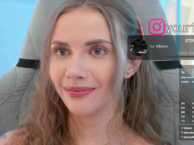 VikkiExtraCheese webcam