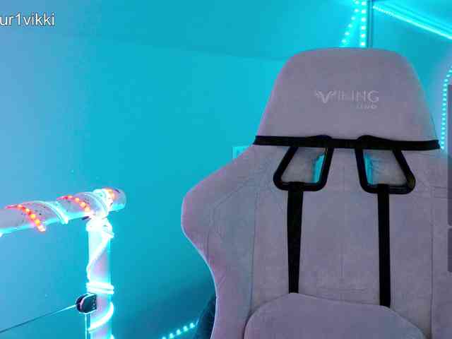 VikkiExtraCheese webcam